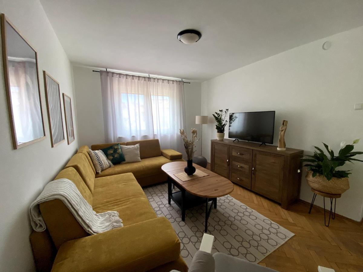 Apartman Francesca Pula Exterior photo